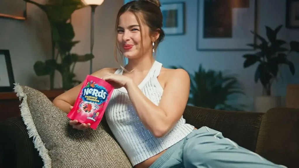 clear captions commercial actors